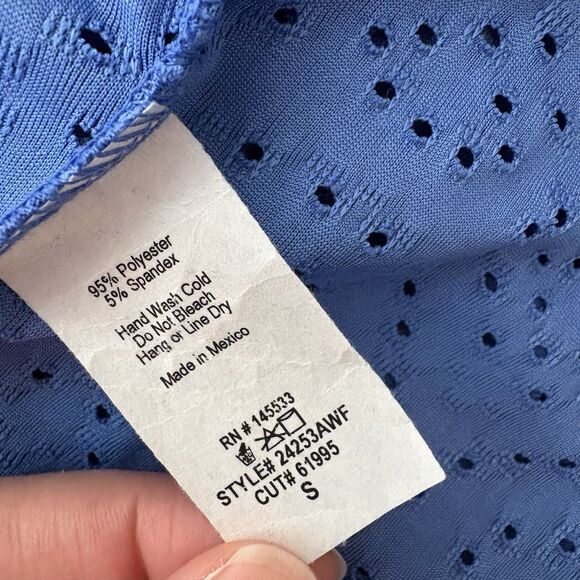 W5 Blue eyelet Lace Overlay Scoop Neck Blouse Women's Small  New With Tags - Picture 6 of 7